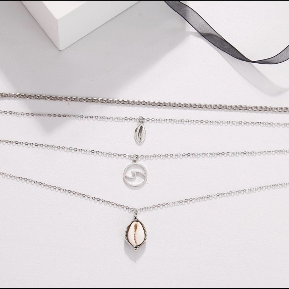 Multilayer Shell Pendant Necklace - Picture 7 of 7